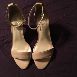 Scrappy dress Sandals